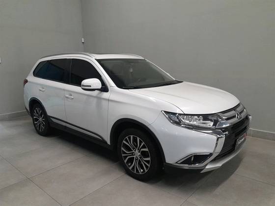 MITSUBISHI OUTLANDER 2.0 COMFORT 16V GASOLINA 4P AUTOMÁTICO